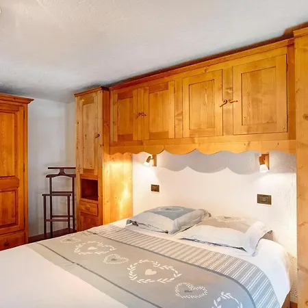 Vista Monte Bianco * לה סאלה